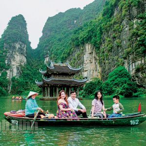 8-Day Vietnam Tour: Hanoi, Mai Chau, Halong Bay & Ninh Binh!