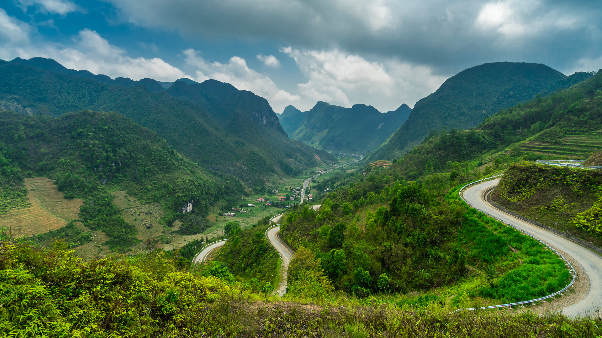 Ha Giang Loop