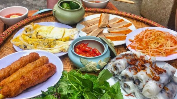 Hanoi Street Food Tour - Highlights of Vietnam